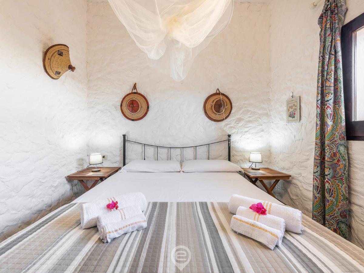 House Eleonora Villa Cala Sapone Екстериор снимка